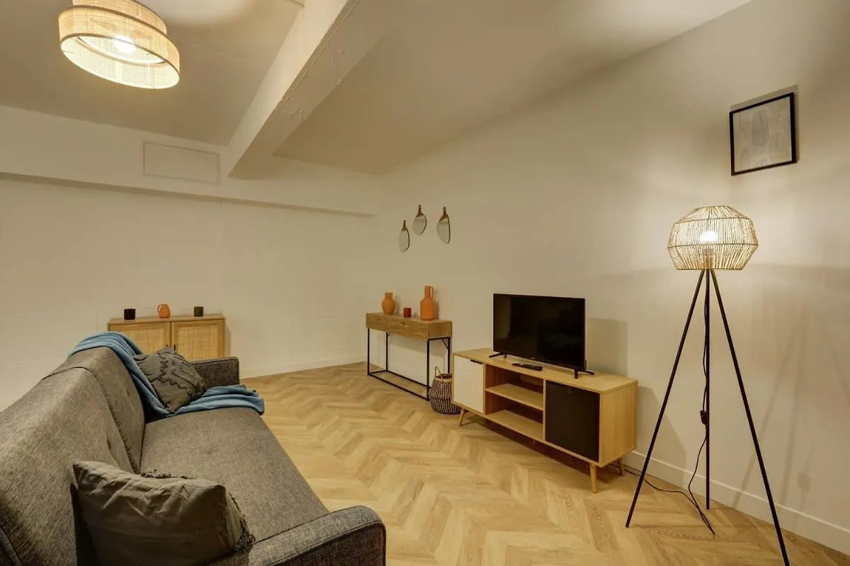 Gare Austerlitz Renovated & Comfortable 8 Guests Paris